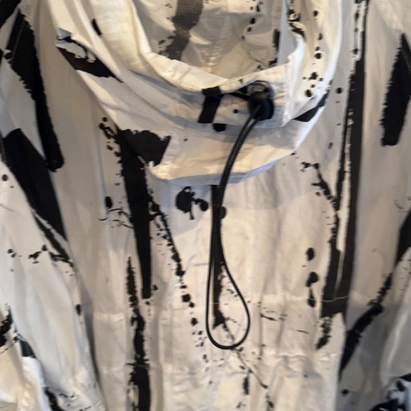 LINk Jacket - Picture 7 of 11